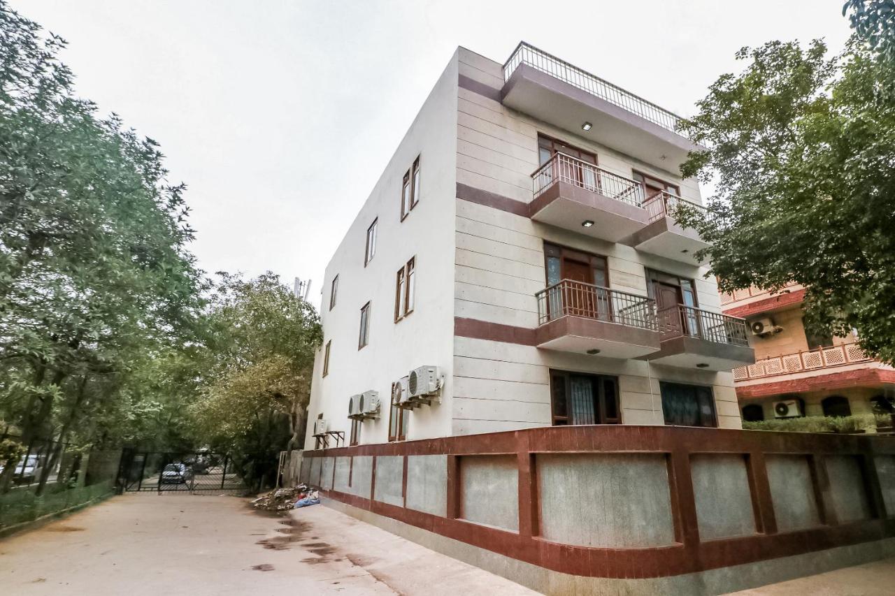Capital O Hotel Bms Near Appu Ghar Gurgaon Exteriör bild