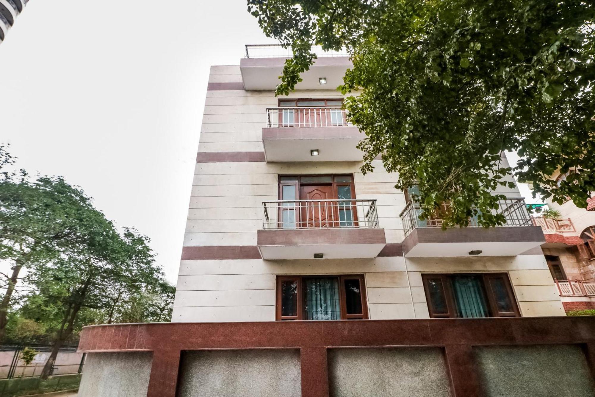Capital O Hotel Bms Near Appu Ghar Gurgaon Exteriör bild
